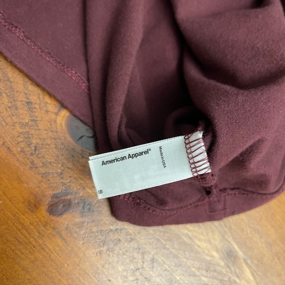 American apparel crop long sleeve in burgundy. - Picture 3 of 5